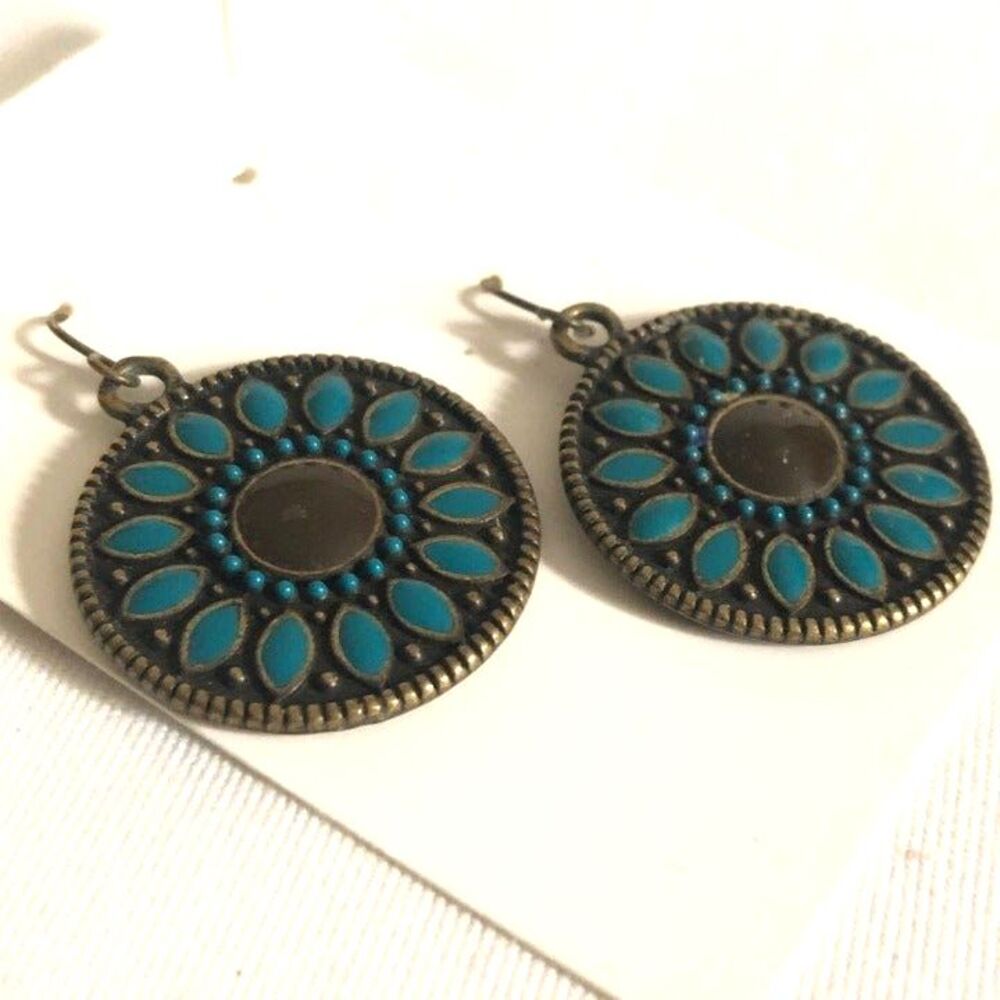 Antiqued Gold Tone Round Cabochon Dangle Earrings - Picture 3 of 7